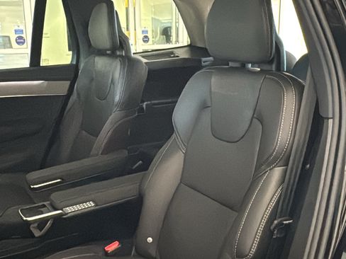 Used 2025 Volvo XC90 B6 Ultra w/ Protection Package Premier AWD/4WD image 26