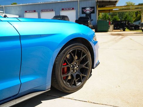 Used 2019 Ford Mustang Coupe w/ Ecoboost Performance Package RWD image 19