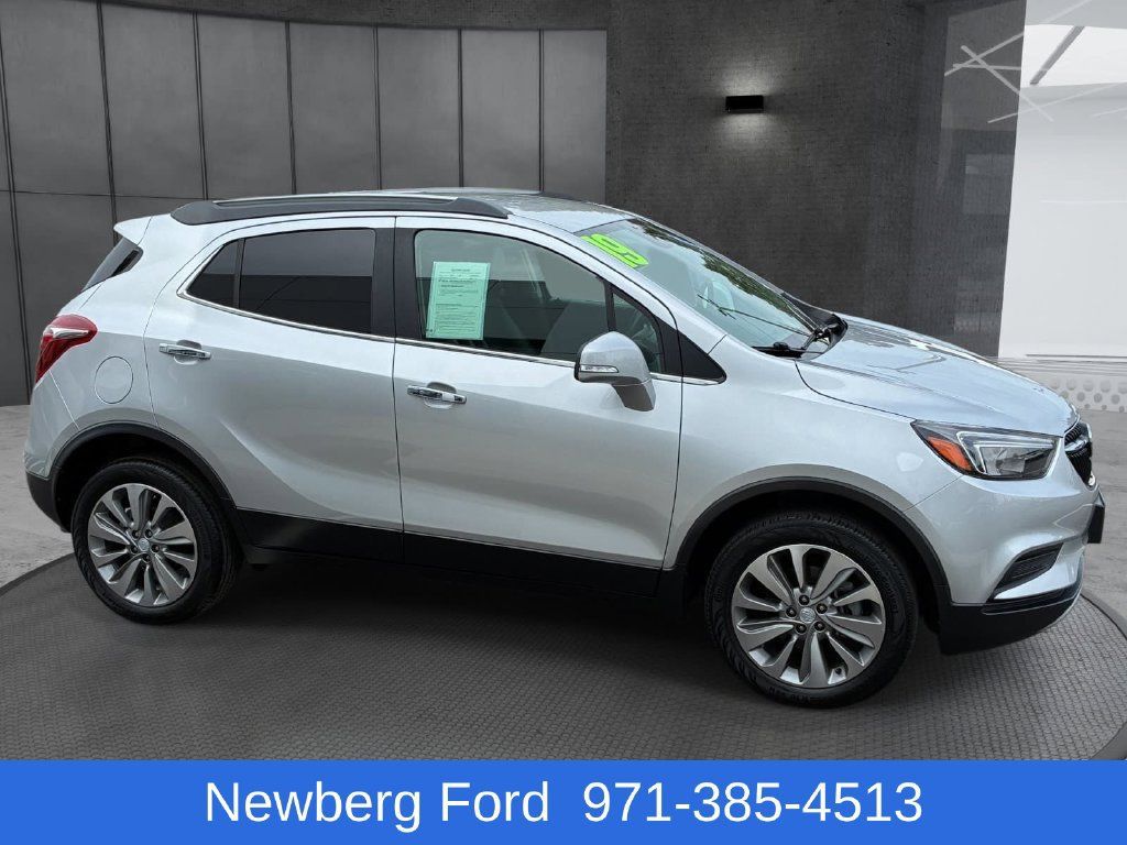 Used 2019 Buick Encore Preferred w/ Safety Package AWD/4WD image 4