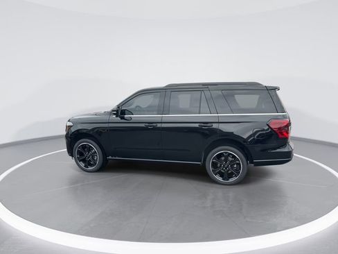 Certified 2023 Ford Expedition Limited RWD image 4