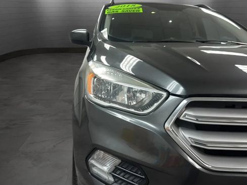 Used 2018 Ford Escape SE FWD image 29
