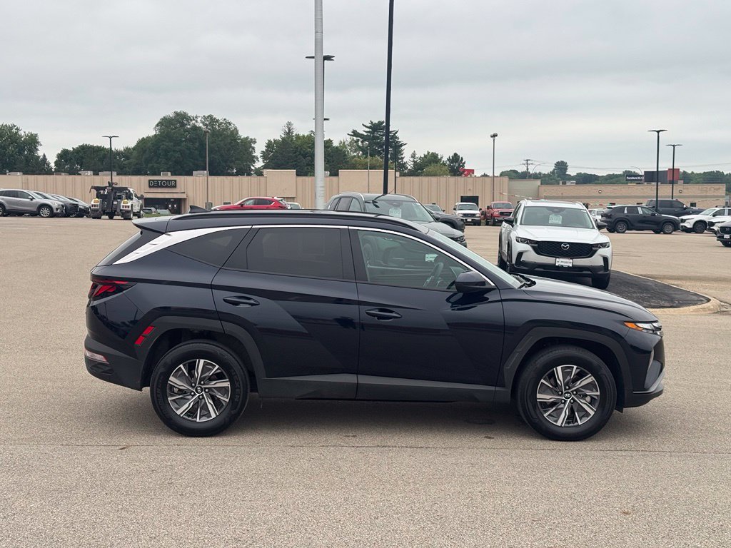 Used 2024 Hyundai Tucson Blue AWD/4WD image 32