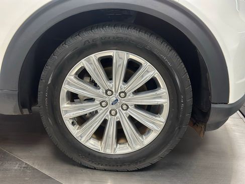 Used 2020 Ford Explorer Limited image 24