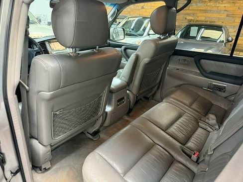 Used 2006 Toyota Land Cruiser AWD/4WD image 22