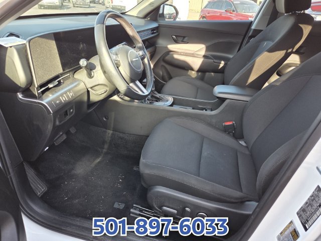 Used 2025 Hyundai Kona SEL FWD image 8