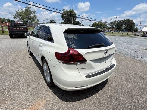 Used 2014 Toyota Venza LE w/ LE Convenience Package FWD image 3