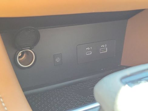 Used 2025 Nissan Pathfinder Platinum FWD image 26