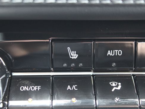 New 2027 Chevrolet Equinox LT w/ Convenience Package II AWD/4WD image 13