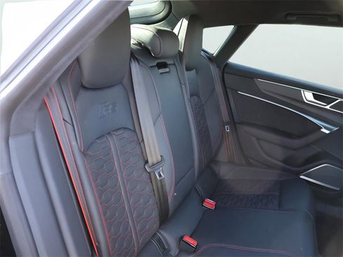 Used 2022 Audi RS 7 Sportback image 14
