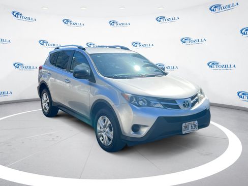 Used 2014 Toyota RAV4 LE AWD/4WD image 7