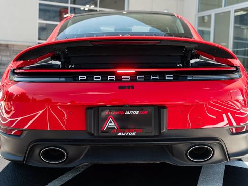 Used 2025 Porsche 911 Carrera RWD image 17