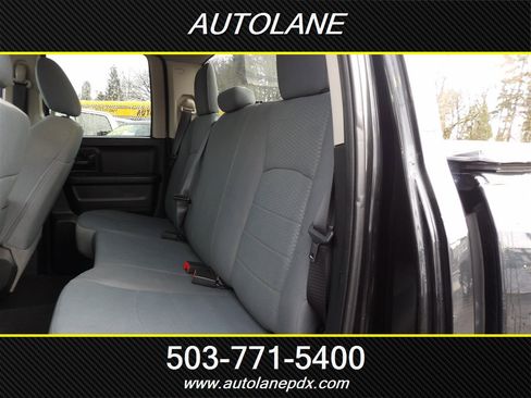 Used 2017 RAM 1500 Express w/ Black Ram 1500 Express Group image 10