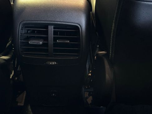 Used 2025 Ford Escape ST-Line image 25