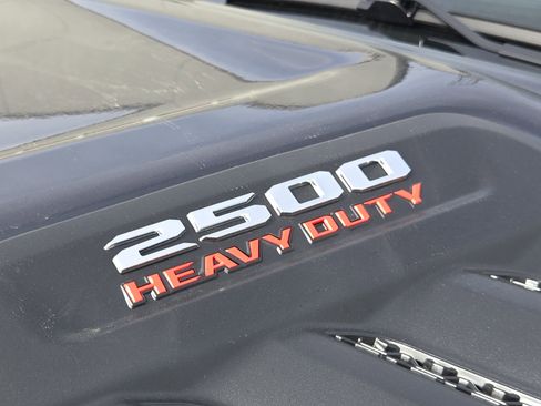 New 2026 RAM 2500 Laramie w/ Sport Appearance Package AWD/4WD image 7