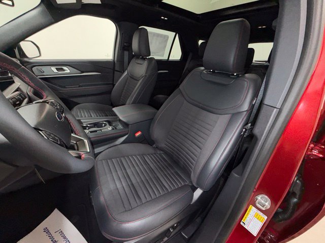 New 2027 Ford Explorer ST-Line w/ Premium Package AWD/4WD image 13