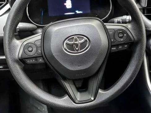Certified 2025 Toyota RAV4 XLE AWD/4WD image 14