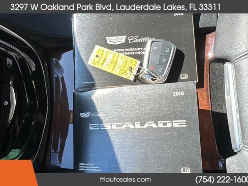 Used 2015 Cadillac Escalade Premium image 89