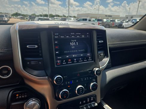 Used 2020 RAM 1500 Laramie RWD image 24