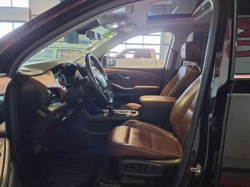 Used 2021 Chevrolet Traverse High Country w/ LPO, Floor Liner Package image 22