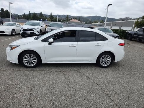 Certified 2024 Toyota Corolla LE w/ LE Convenience Package FWD image 2