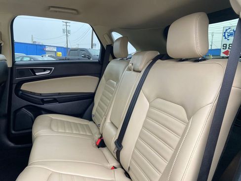 Used 2024 Ford Edge SEL image 16