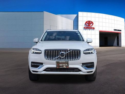 Used 2023 Volvo XC90 T8 Core AWD/4WD image 4