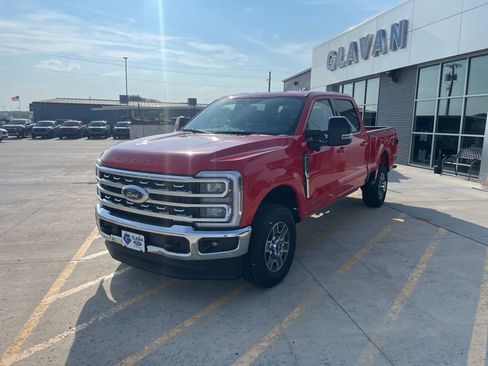 New 2025 Ford F250 Lariat w/ Lariat Ultimate Package image 3