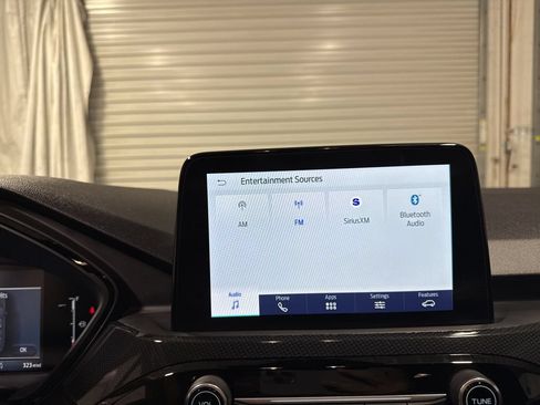 Used 2025 Ford Escape ST-Line FWD image 34