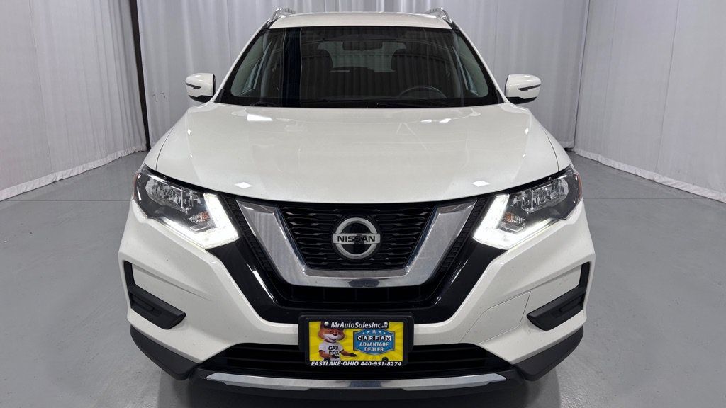 Used 2018 Nissan Rogue SV AWD/4WD image 2