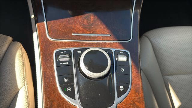 Used 2018 Mercedes-Benz GLC 300 image 25