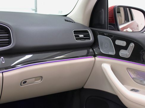 Used 2020 Mercedes-Benz GLE 350 w/ Premium Package image 55