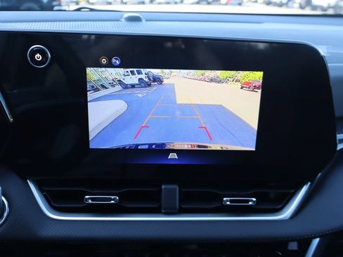 New 2026 Chevrolet Equinox LT AWD/4WD image 13