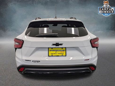 Used 2025 Chevrolet Trax RS w/ Driver Confidence Package image 5