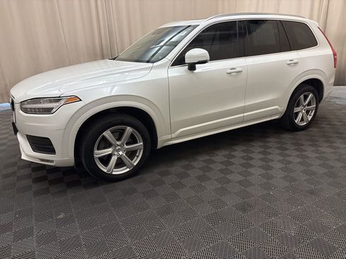 Used 2020 Volvo XC90 T6 Momentum image 8