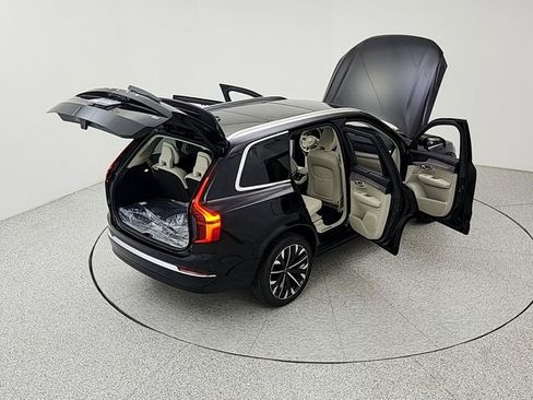 New 2026 Volvo XC90 T8 Ultra w/ Protection Package AWD/4WD image 39
