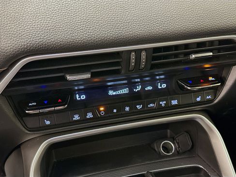 Used 2024 MAZDA CX-90 3.3 Turbo w/ Preferred Package image 24