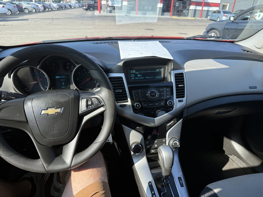 Used 2016 Chevrolet Cruze LS FWD image 13