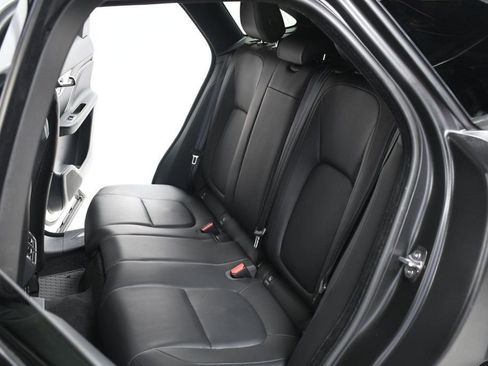 Used 2020 Jaguar F-PACE Premium image 34