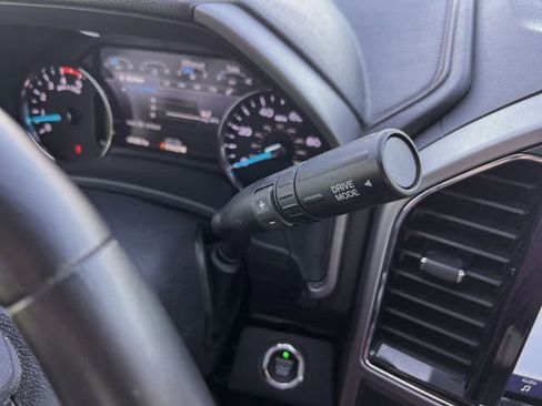 Used 2022 Ford F450 Platinum w/ FX4 Off-Road Package image 20