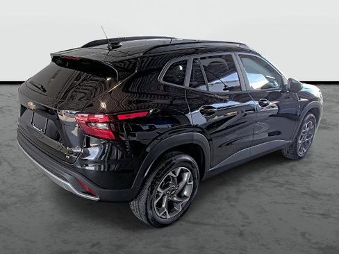 New 2026 Chevrolet Trax LT FWD image 14