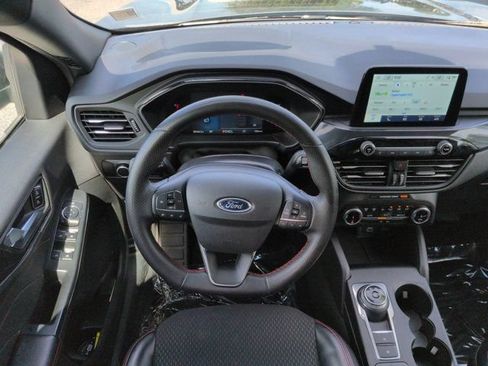 Used 2025 Ford Escape ST-Line FWD image 15