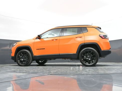 New 2026 Jeep Compass Latitude AWD/4WD image 41
