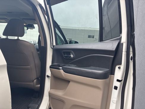 Used 2018 Honda Ridgeline RTL-E image 11