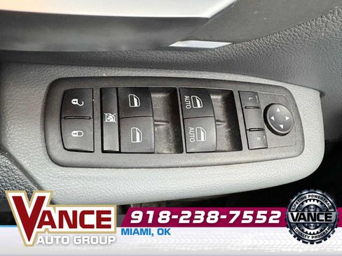 Used 2022 RAM 1500 Big Horn image 32