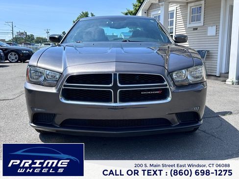Used 2014 Dodge Charger SE AWD/4WD image 2