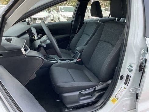 Certified 2025 Toyota Corolla LE FWD image 10