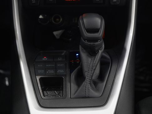 Used 2024 Toyota RAV4 XLE image 19