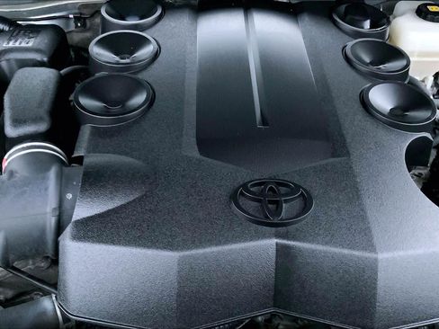 Used 2019 Toyota 4Runner SR5 image 30