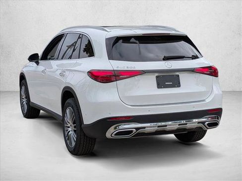 New 2026 Mercedes-Benz GLC 300 image 9