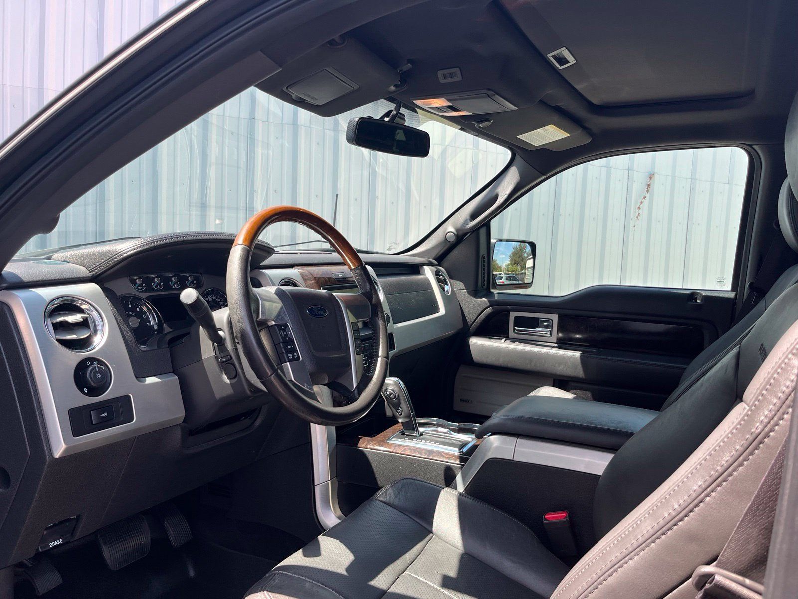 Used 2014 Ford F150 Platinum AWD/4WD image 11